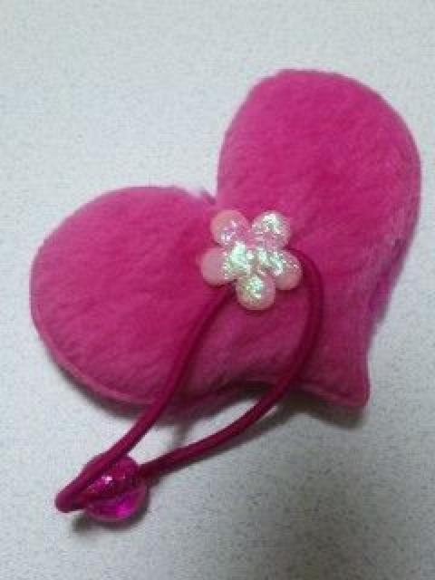 ヘアアクセサリー★二個セット★ダンス発表会等にも(^-^) < キッズ/ベビー  ヘアアクセサリー★二個セット★ダンス発表会等にも(^-^) < キッズ/ベビーの