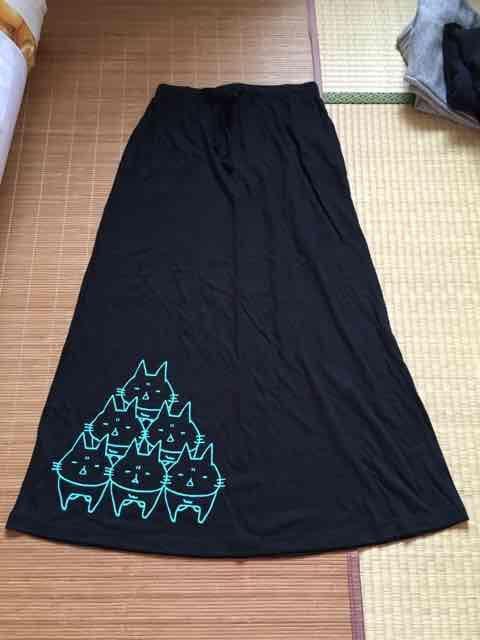 mintneko・組体操ネコ柄ロングスカート。ブラック < ブランド mintneko・組体操ネコ柄ロングスカート。ブラック < ブランドの