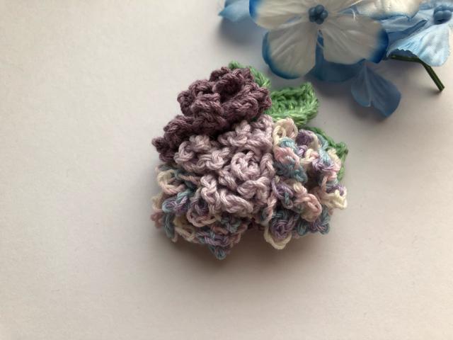 ハンドメイド  ブローチ コサージュ  パープルの紫陽花♪ < 女性ファッション  ハンドメイド  ブローチ コサージュ  パープルの紫陽花♪  < 女性ファッションの