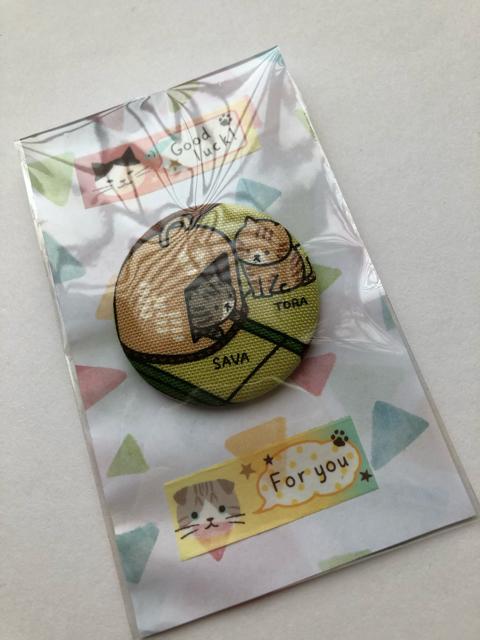 ハンドメイド ブローチ 缶バッジ かわいいねこちゃん♪ < 女性ファッション  ハンドメイド ブローチ 缶バッジ かわいいねこちゃん♪ < 女性ファッションの