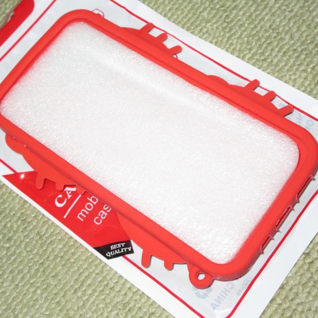 未使用☆iPhone12/12 Pro用*ハローキティ シリコン製ケース(レッド系)スマホケース < 家電/AV 未使用☆iPhone12/12 Pro用*ハローキティ シリコン製ケース(レッド系)スマホケース < 家電/AVの