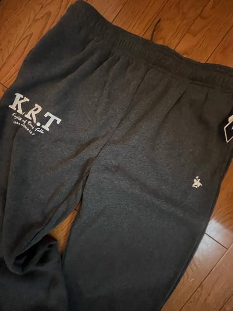 5Lサイズ!高貴紳士的!ブランド品!K.R.T!ロゴ入り!暖か!裏起毛!両脇ポケット付き!濃灰色色合い!リラックス!ロングパンツ! < 男性ファッション  5Lサイズ!高貴紳士的!ブランド品!K.R.T!ロゴ入り!暖か!裏起毛!両脇ポケット付き!濃灰色色合い!リラックス!ロングパンツ! < 男性ファッションの
