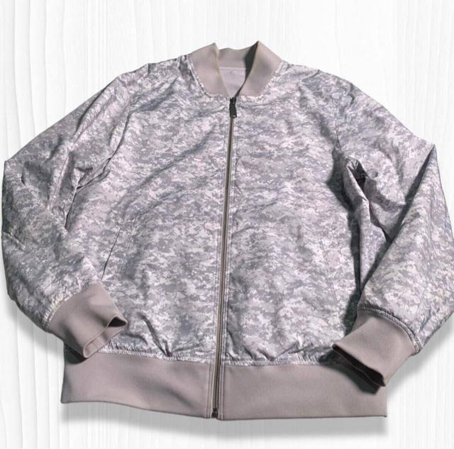 プラステ フライトジャケット MA-1 スタジャン ブルゾン ライトグレー Lサイズ ジャンパー リバーシブル < 男性ファッション  プラステ フライトジャケット MA-1 スタジャン ブルゾン ライトグレー Lサイズ ジャンパー リバーシブル < 男性ファッションの