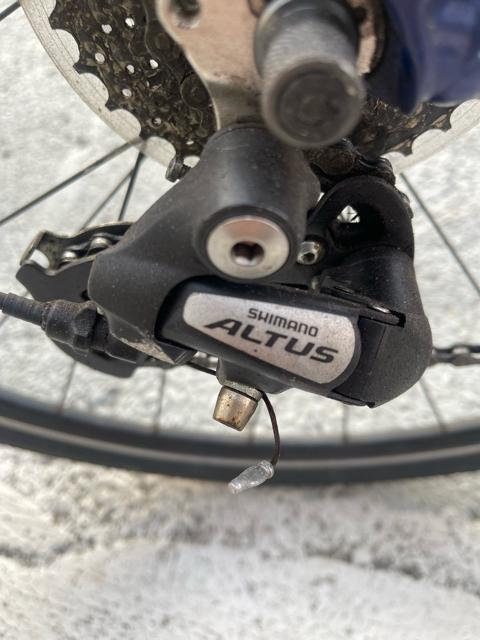 ジャイアント (GIANT) のクロスバイク「ESCAPE R3 (エスケープ R3)」ISO 4210-2C ブルー < レジャー/スポーツ ジャイアント (GIANT) のクロスバイク「ESCAPE R3 (エスケープ R3)」ISO 4210-2C ブルー < レジャー/スポーツの