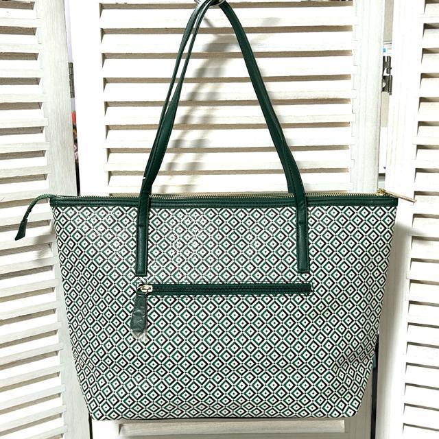 新品 pi perfume inn ジオメトリック柄 A4 トートバッグ < 女性ファッション 新品 pi perfume inn ジオメトリック柄 A4 トートバッグ < 女性ファッションの