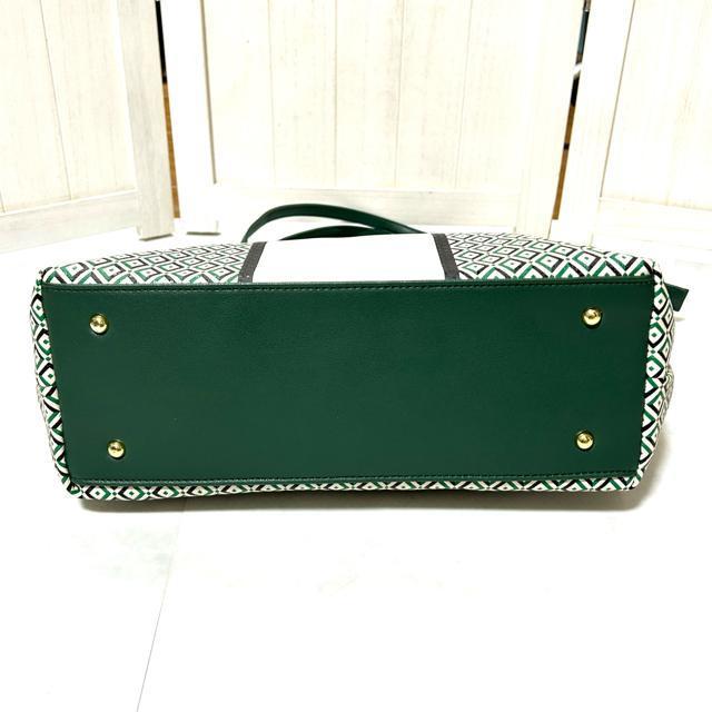 新品 pi perfume inn ジオメトリック柄 A4 トートバッグ < 女性ファッション 新品 pi perfume inn ジオメトリック柄 A4 トートバッグ < 女性ファッションの