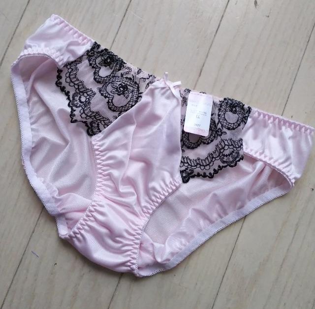 LL�����Z�N�V�[�t���o�b�N�V���[�c����������  �� �����t�@�b�V������ 