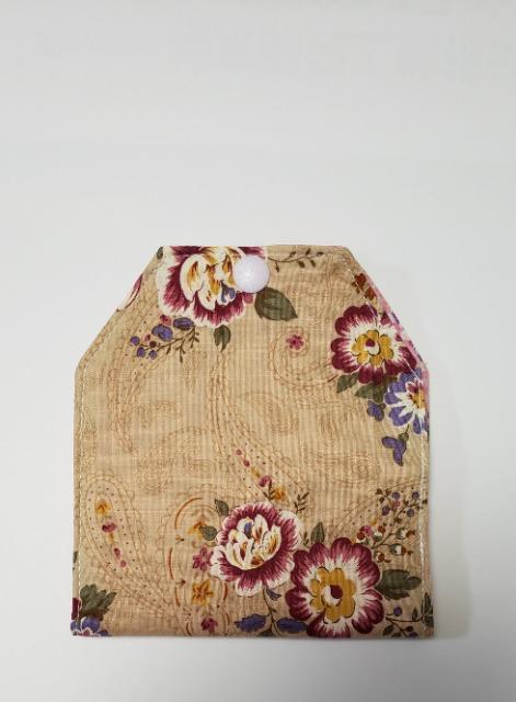 M62 【ラスト】◆ マスクケース スケアーエスニック(*^^*)ハンドメイド 使い捨てマスク用 < 女性ファッション  M62 【ラスト】◆ マスクケース スケアーエスニック(*^^*)ハンドメイド 使い捨てマスク用 < 女性ファッションの