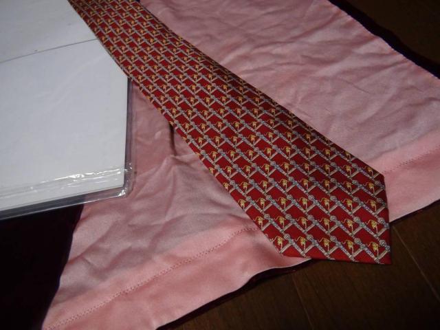 AIRISH FIELD̃lN^CSILK100!B  jt@bV 