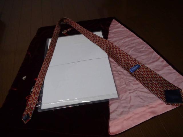 AIRISH FIELD̃lN^CSILK100!B  jt@bV 