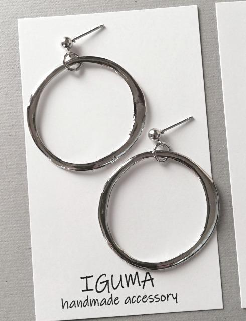 ハンドメイド大ぶりピアス シンプル シルバーフープ < 女性ファッション  ハンドメイド大ぶりピアス シンプル シルバーフープ  < 女性ファッションの