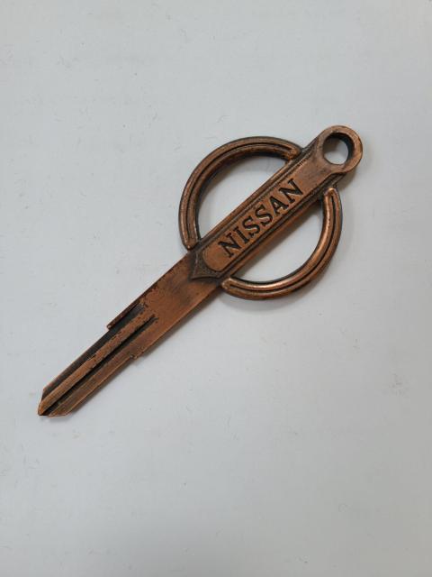 ☆ 当時物レトロ☆ ニッサン ロゴ入り ブランクキー スペアーキー M165 < 自動車/バイク ☆ 当時物レトロ☆ ニッサン ロゴ入り ブランクキー スペアーキー M165 < 自動車/バイク