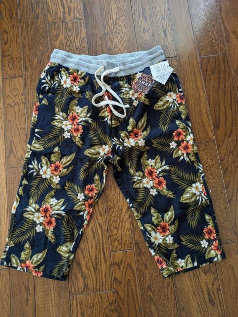 サマーパンツ クォーターパンツ 花柄 夏用 【LONG BEACH SURF STYLE】 < 男性ファッション  サマーパンツ クォーターパンツ 花柄 夏用 【LONG BEACH SURF STYLE】  < 男性ファッションの