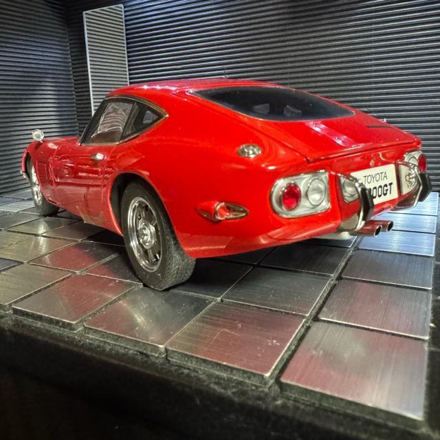 未展示品 オートアート 1/18 トヨタ 2000GT レッド < ホビー  未展示品 オートアート 1/18 トヨタ 2000GT レッド < ホビーの