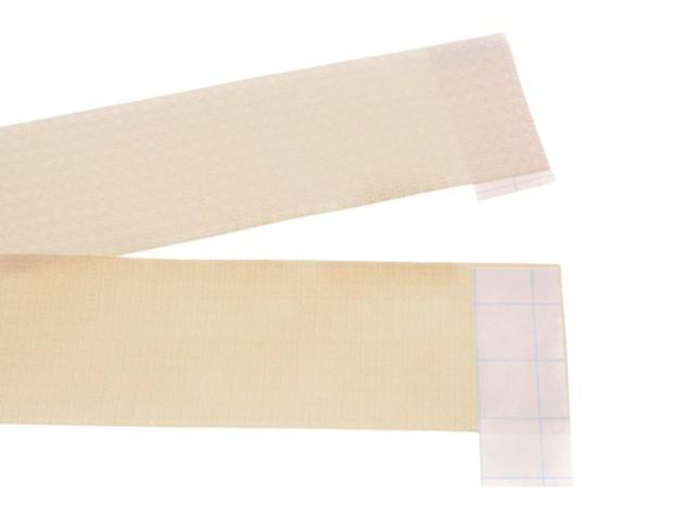 シャネル ラッピングリボン ガブリエル 香水瓶地紋 長83cm×幅6cm ゴールド GABRIELLE CHANEL【正規品】 < ブランド  シャネル ラッピングリボン ガブリエル 香水瓶地紋 長83cm×幅6cm ゴールド GABRIELLE CHANEL【正規品】 < ブランドの