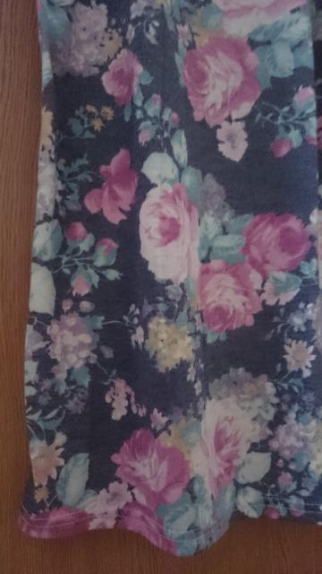 未使用★aquagarage アクアガレージ★タンクトップ★くすみ花柄★ < 女性ファッション  未使用★aquagarage アクアガレージ★タンクトップ★くすみ花柄★ < 女性ファッションの