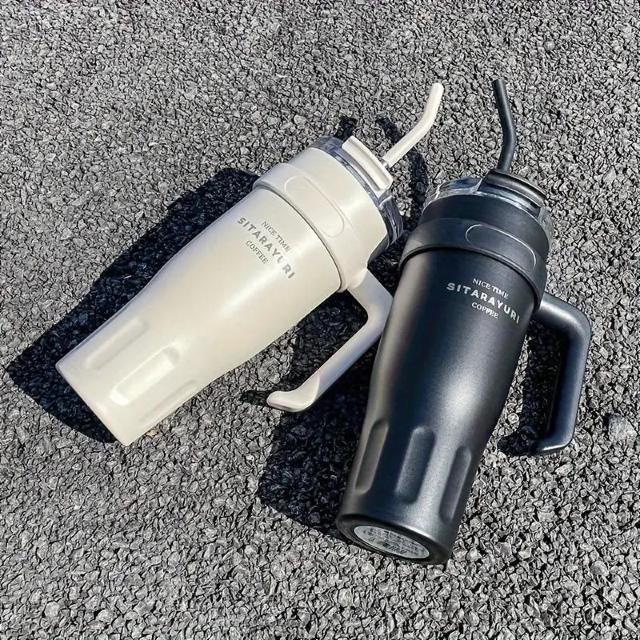 超お買い得1690円★大容量 冷水筒 1140ML 車用断熱カップ  オフィスストローカップ ステンレス製 アイストンブラー 白 < インテリア/ライフ  超お買い得1690円★大容量 冷水筒 1140ML 車用断熱カップ  オフィスストローカップ ステンレス製 アイストンブラー 白 < インテリア/ライフの