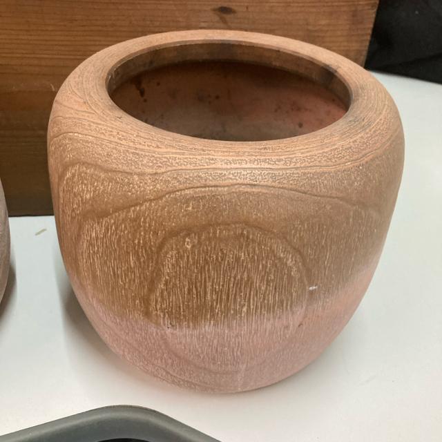 火鉢 2つセット 木箱付き アンティーク 木目調 陶器 高さ約19cm幅約21c < ホビー  火鉢 2つセット 木箱付き アンティーク 木目調 陶器 高さ約19cm幅約21c < ホビーの