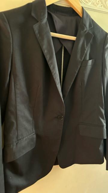 ユニクロ ストレッチコットンテーラードジャケット ネイビー L < ブランド ユニクロ ストレッチコットンテーラードジャケット ネイビー L < ブランドの