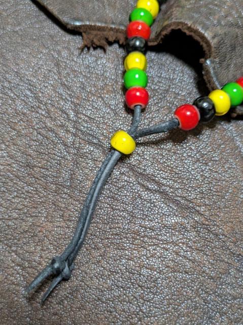 ラスタカラー★レゲエ★ビーズブレスレット★ホワイトハーツビーズ★鹿革紐★新品未着用★送料無料★クーポン★男女兼用 < 男性アクセサリー/時計 ラスタカラー★レゲエ★ビーズブレスレット★ホワイトハーツビーズ★鹿革紐★新品未着用★送料無料★クーポン★男女兼用 < 男性アクセサリー/時計の