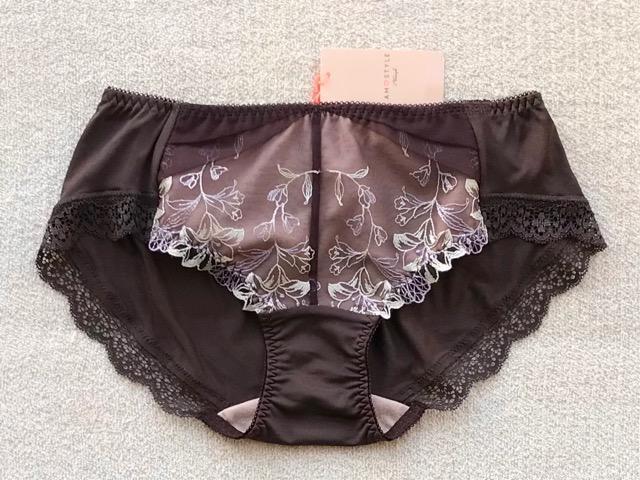 Triumph AMOSTYLE V[c MTCY qbvnO uE 