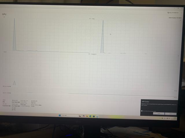 Radeon RX 6800 GAMING X TRIO 16G �O���t�B�b�N�{�[�h