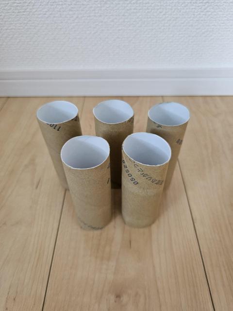 トイレットペーパーの芯(茶色×5本) < インテリア/ライフ  トイレットペーパーの芯(茶色×5本)  < インテリア/ライフの