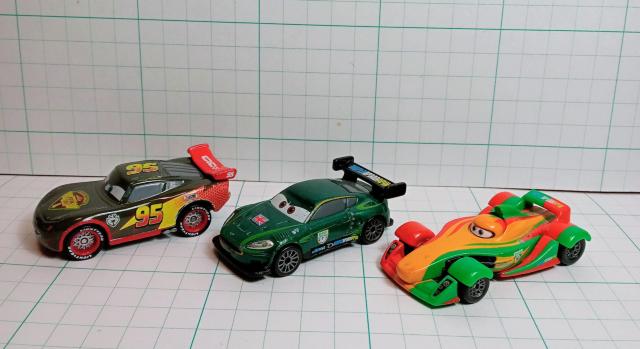トミカディズニーカーズ3台 < ホビー トミカディズニーカーズ3台 < ホビーの