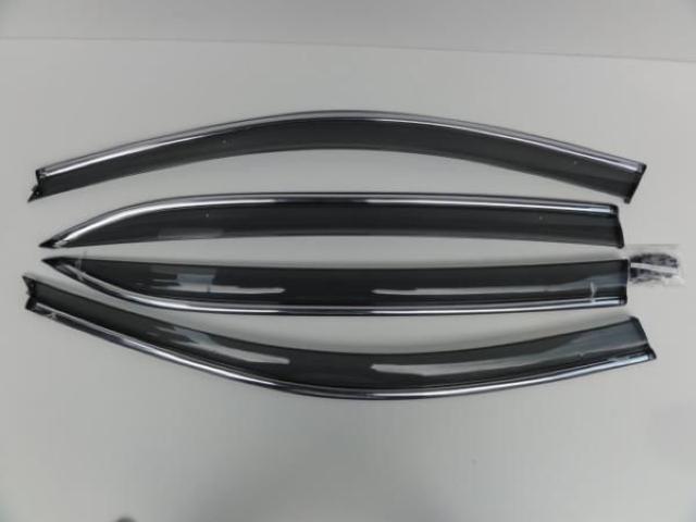 安心ビス付き♪メッキライン入リ ドアバイザー W212セダン < 自動車/バイク 安心ビス付き♪メッキライン入リ ドアバイザー W212セダン < 自動車/バイク