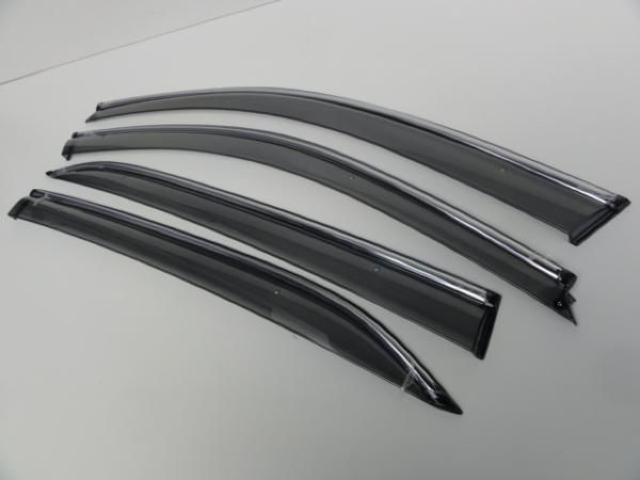 安心ビス付き♪メッキライン入リ ドアバイザー W212セダン < 自動車/バイク 安心ビス付き♪メッキライン入リ ドアバイザー W212セダン < 自動車/バイク