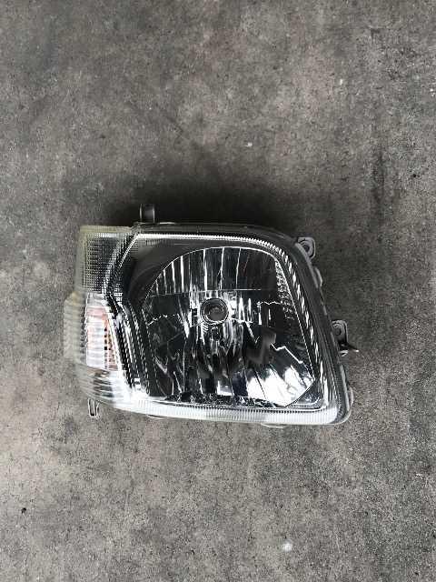 S320ハイゼット!純正ヘッドライト運転席側 < 自動車/バイク S320ハイゼット!純正ヘッドライト運転席側 < 自動車/バイク