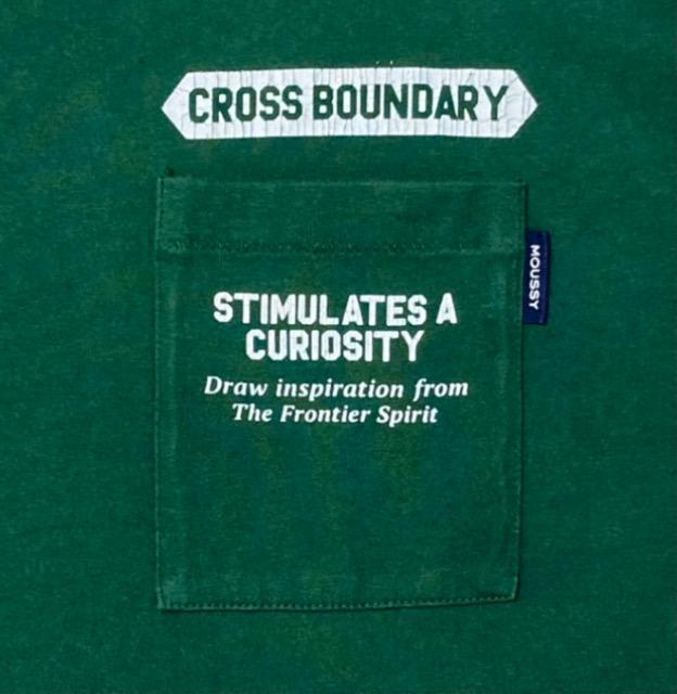 moussy◎白バックプリント暗緑半袖Tシャツ(F)新品 < ブランド moussy◎白バックプリント暗緑半袖Tシャツ(F)新品 < ブランドの