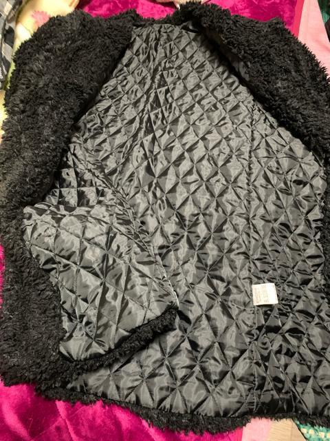 EMODA  エモダ 黒もこもこ コート サイズフリ 送給料無料 < ブランド  EMODA  エモダ 黒もこもこ コート サイズフリ 送給料無料 < ブランドの