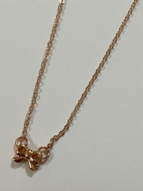 ピンクゴールド☆プチリボンモチーフネックレス < 女性アクセサリー/時計 ピンクゴールド☆プチリボンモチーフネックレス < 女性アクセサリー/時計の