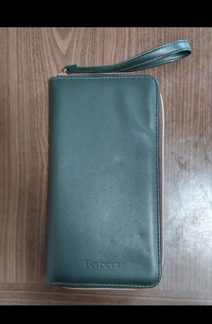 ViBarbourouA[}`P[X  uh 