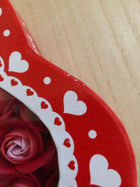 くまのマスコット付き ソープフラワー ハートボックス 薔薇  枯れないお花 < インテリア/ライフ  くまのマスコット付き ソープフラワー ハートボックス 薔薇  枯れないお花 < インテリア/ライフの