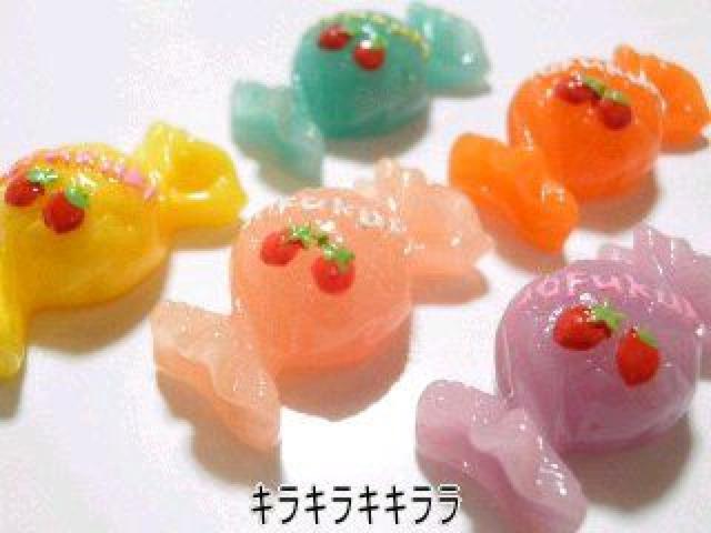 《New》<スイーツ>デコパーツ★ストロベリー付キャンディ【5個セット】 < 香水/コスメ/ネイル  《New》<スイーツ>デコパーツ★ストロベリー付キャンディ【5個セット】  < 香水/コスメ/ネイルの