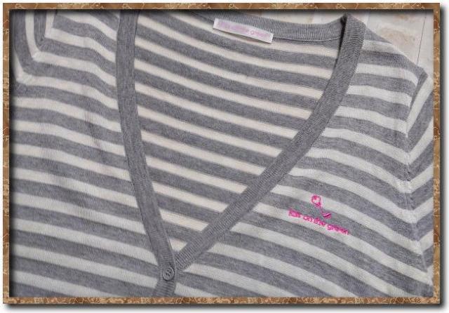 キスオンザグリーン 刺繍入りボーダーニットカーディガン 白×グレー < レジャー/スポーツ キスオンザグリーン 刺繍入りボーダーニットカーディガン 白×グレー < レジャー/スポーツの