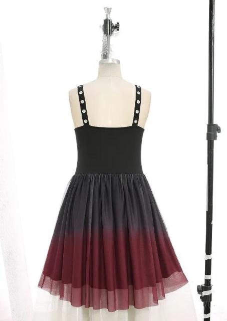 新品大きいサイズ3L(〜4L) ゴシック赤黒グラデドレスワンピース ゴスロリ ハロウィン < 女性ファッション  新品大きいサイズ3L(〜4L) ゴシック赤黒グラデドレスワンピース ゴスロリ ハロウィン < 女性ファッションの