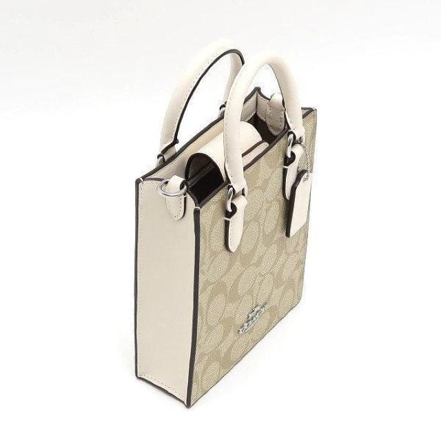 ◆ 新品 本物 ◆ COACH コーチ シグネチャー 2Way ミニ トートバッグ ショルダーバッグ 保存袋 人気 CJ494 < ブランド  ◆ 新品 本物 ◆ COACH コーチ シグネチャー 2Way ミニ トートバッグ ショルダーバッグ 保存袋 人気 CJ494 < ブランドの