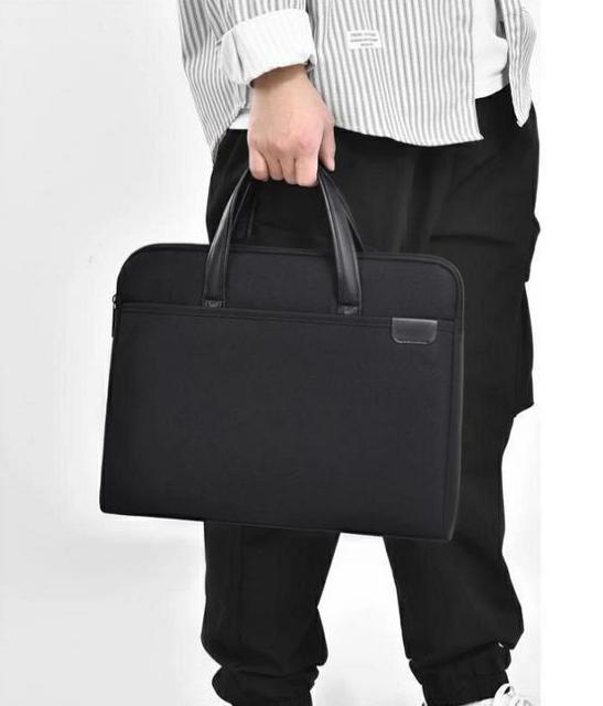 ビジネスバッグ メンズ ブリーフケース ハンドバッグ パソコンケース ブラック < 男性ファッション ビジネスバッグ メンズ ブリーフケース ハンドバッグ パソコンケース ブラック < 男性ファッションの