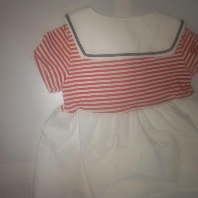 新品 セーラーカラーのインナーパンツ付きワンピース サイズ90 送料無料 < キッズ/ベビー  新品 セーラーカラーのインナーパンツ付きワンピース サイズ90 送料無料 < キッズ/ベビーの