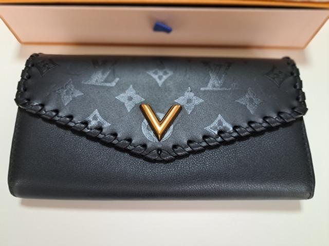 LOUIS VUITTON CBg |gtHC F[  mO z zjZbNX  uh 