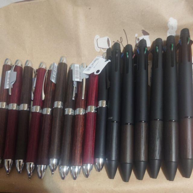 【出店記念セール】レグノ&ジェットストリームピュアモルト 16本セット < おもちゃ 【出店記念セール】レグノ&ジェットストリームピュアモルト 16本セット < おもちゃの