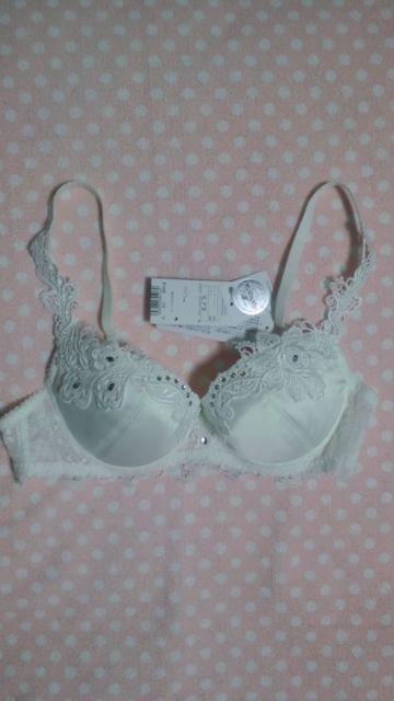 ワコール☆サルート☆ブラジャー・C75、IV < 女性ファッション  ワコール☆サルート☆ブラジャー・C75、IV  < 女性ファッションの