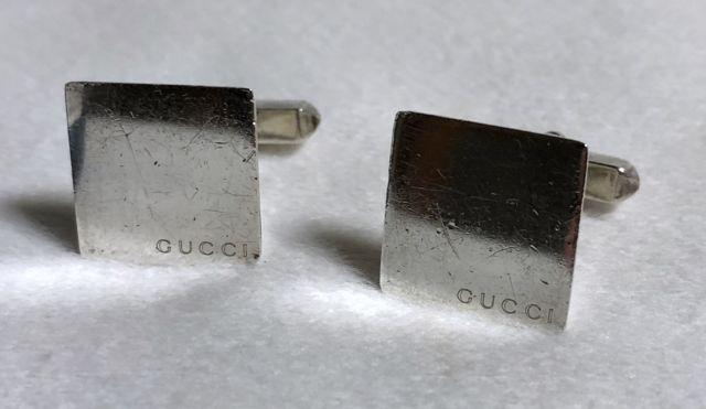 正規 GUCCIグッチ ヴィンテージ ロゴ文字スクエアカフス SV925 アイコンカフリンクス ボタン < ブランド  正規 GUCCIグッチ ヴィンテージ ロゴ文字スクエアカフス SV925 アイコンカフリンクス ボタン  < ブランドの