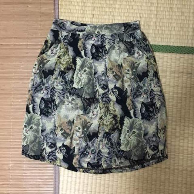 ゴブラン織り猫柄スカート。 < 女性ファッション ゴブラン織り猫柄スカート。 < 女性ファッションの
