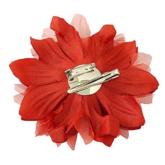 メッシュ付 パール&ラインストーン コサージュ レッド★新品 < 女性アクセサリー/時計 メッシュ付 パール&ラインストーン コサージュ レッド★新品 < 女性アクセサリー/時計の