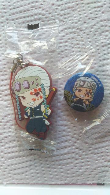 鬼滅☆ラバーストラップ&ミニ缶バッチA個セット☆宇髄天元☆うずい てんげん < アニメ/コミック/キャラクター  鬼滅☆ラバーストラップ&ミニ缶バッチA個セット☆宇髄天元☆うずい てんげん  < アニメ/コミック/キャラクターの