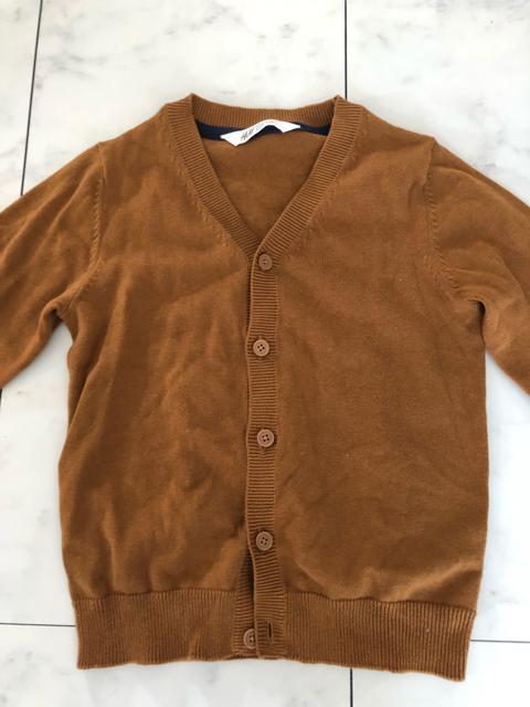 H&Mキッズカーディガン★130cm < ブランド H&Mキッズカーディガン★130cm < ブランドの